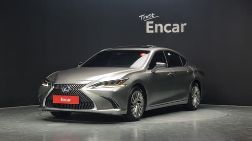 2020 LEXUS ES