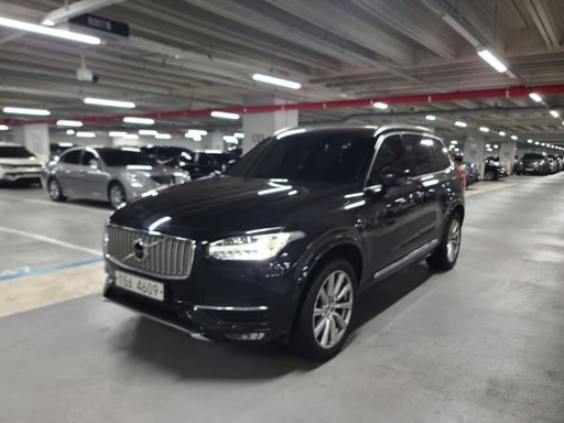2018 VOLVO XC90