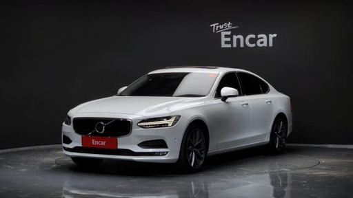 2017 VOLVO S90