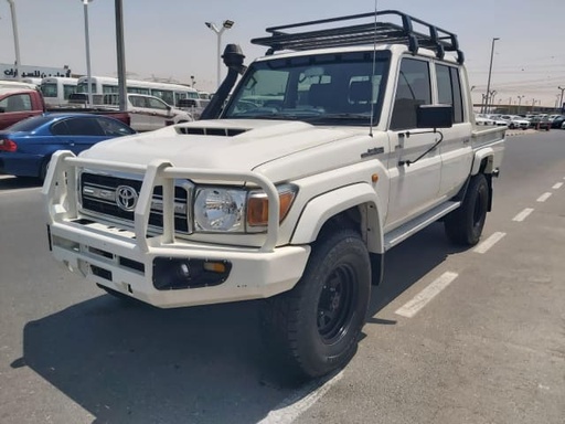 2018 TOYOTA Land Cruiser