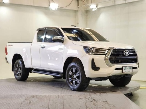 2022 TOYOTA Hilux