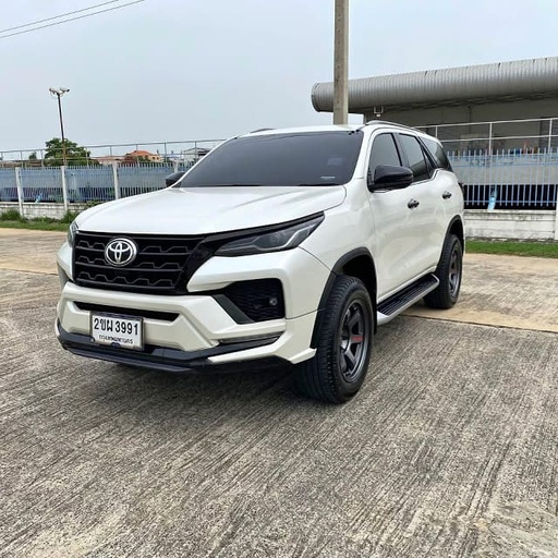 2022 TOYOTA Fortuner