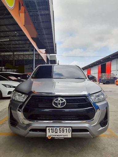 2020 TOYOTA Hilux