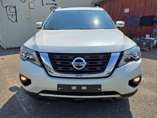 2017 NISSAN Pathfinder