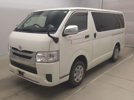 2017 TOYOTA Regiusace Van