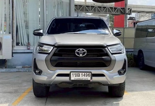 2020 TOYOTA Hilux