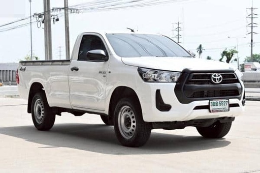 2024 TOYOTA Hilux