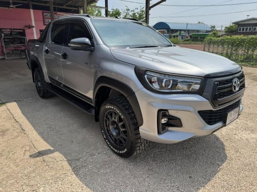 2019 TOYOTA Hilux, 