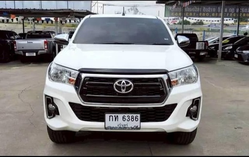 2018 TOYOTA Hilux