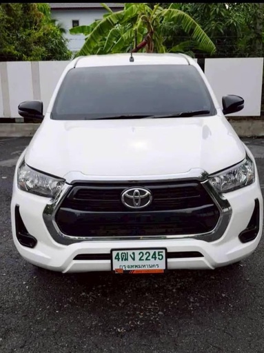 2021 TOYOTA Hilux
