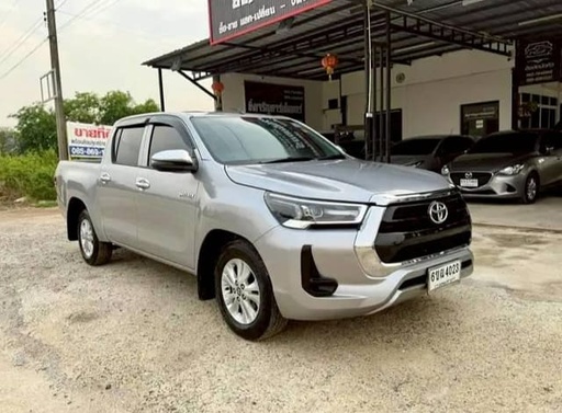 2021 TOYOTA Hilux