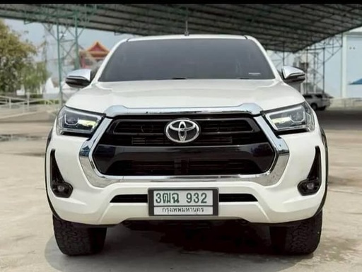 2020 TOYOTA Hilux