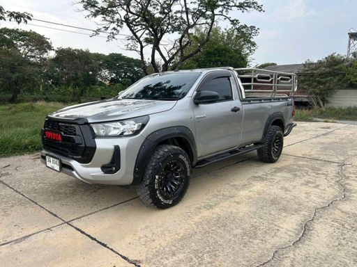 2021 TOYOTA Hilux