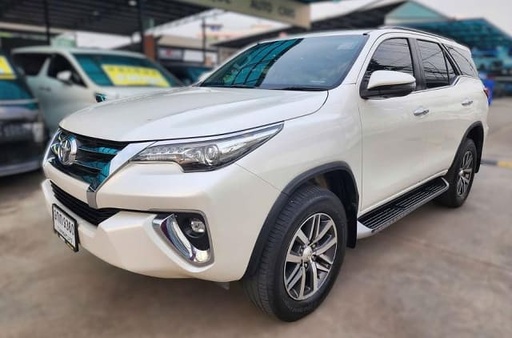 2019 TOYOTA Fortuner