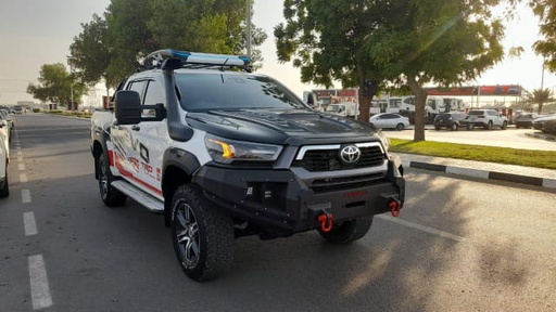 2021 TOYOTA Hilux, 