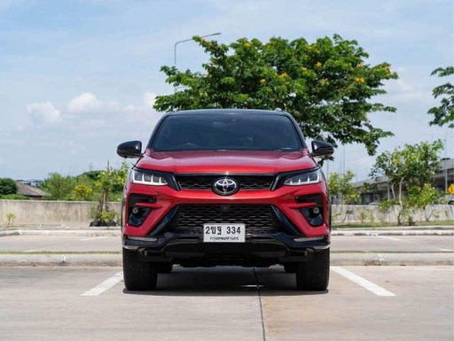 2019 TOYOTA Fortuner