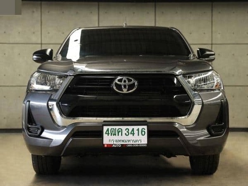 2023 TOYOTA Hilux