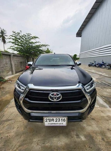2021 TOYOTA Hilux