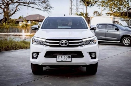 2017 TOYOTA Hilux