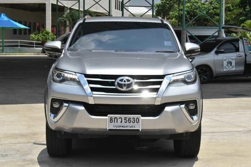 2019 TOYOTA Fortuner