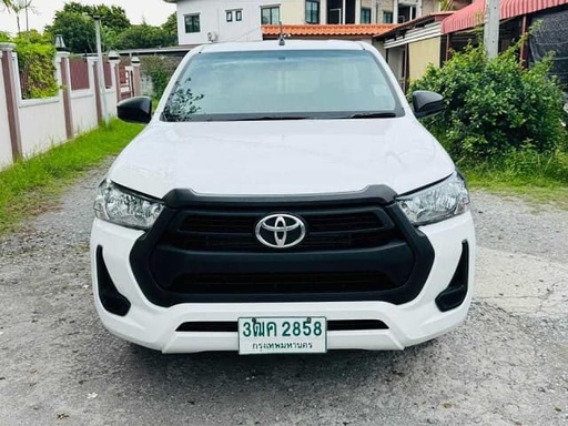 2020 TOYOTA Hilux