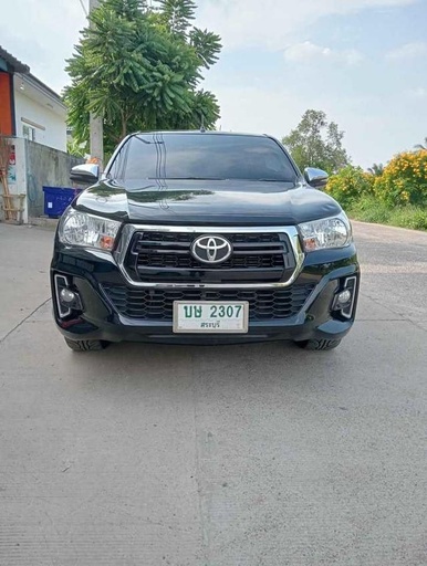 2020 TOYOTA Hilux