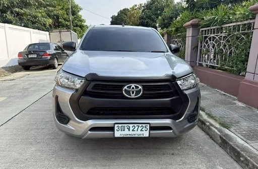 2021 TOYOTA Hilux
