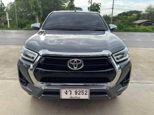 2020 TOYOTA Hilux, 