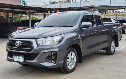 2020 TOYOTA Hilux