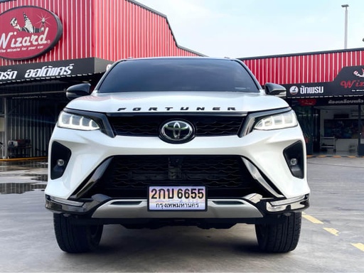 2022 TOYOTA Fortuner