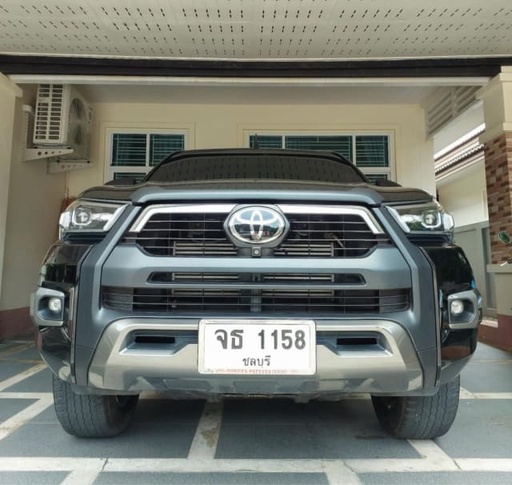 2023 TOYOTA Hilux