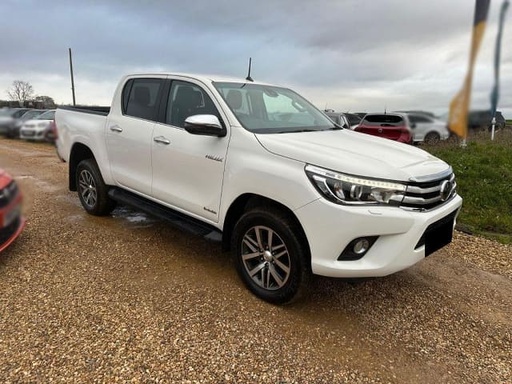2018 TOYOTA Hilux