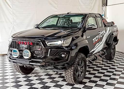 2020 TOYOTA Hilux