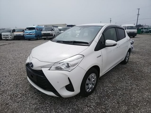 2020 TOYOTA Vitz Hybrid
