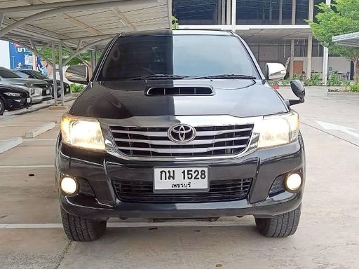 2019 TOYOTA Hilux
