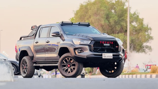 2017 TOYOTA Hilux