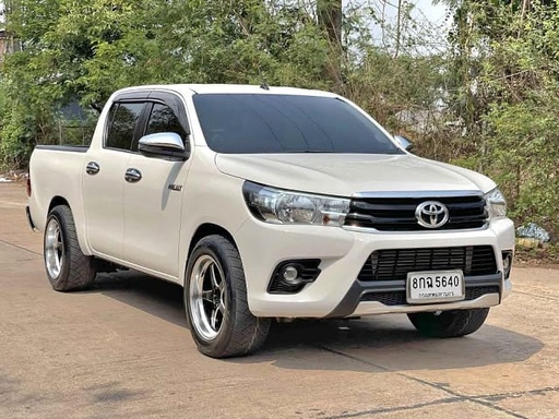 2018 TOYOTA Hilux