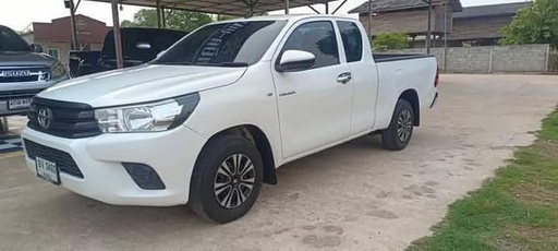 2017 TOYOTA Hilux