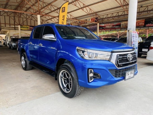 2019 TOYOTA Hilux