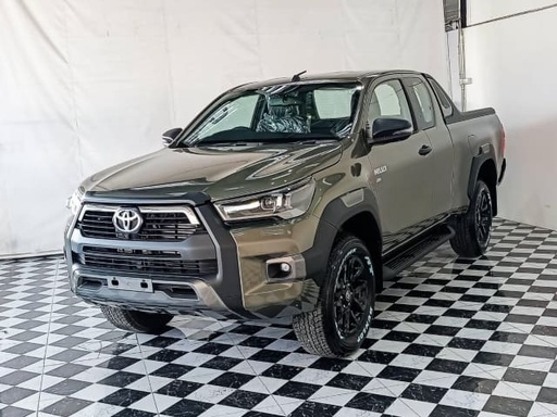 2025 TOYOTA Hilux