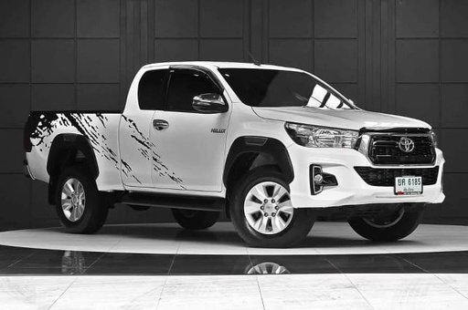 2018 TOYOTA Hilux, 