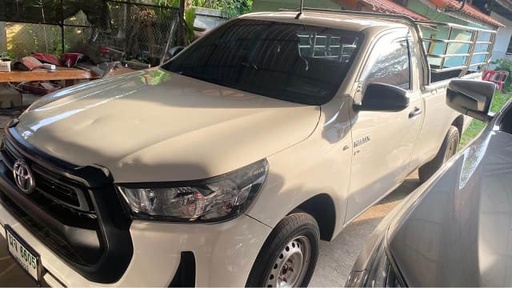 2020 TOYOTA Hilux