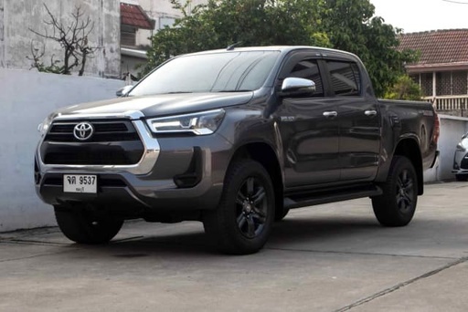 2022 TOYOTA Hilux