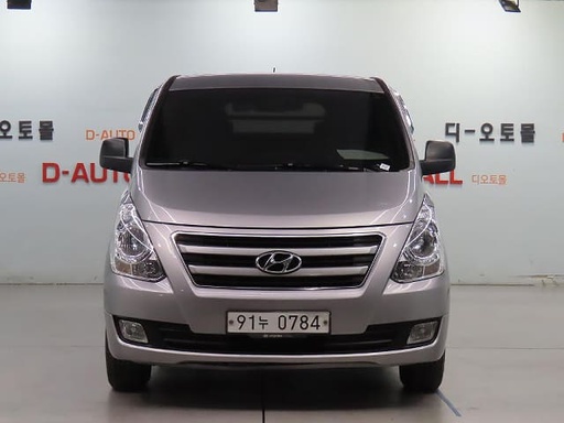 2017 HYUNDAI Grand Starex
