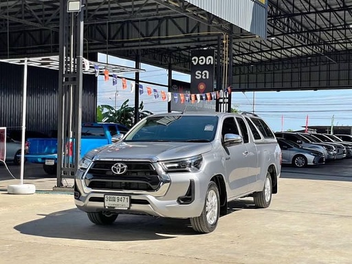 2021 TOYOTA Hilux