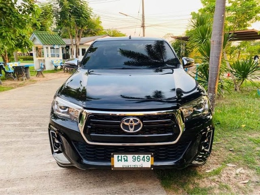 2018 TOYOTA Hilux
