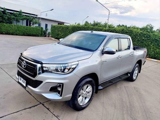 2018 TOYOTA Hilux, 