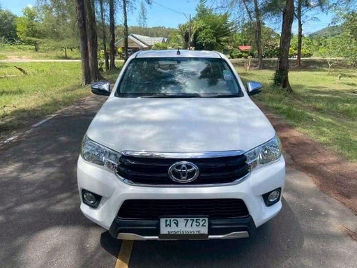 2018 TOYOTA Hilux