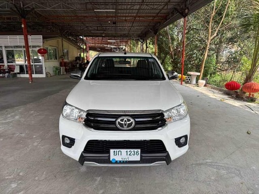 2018 TOYOTA Hilux