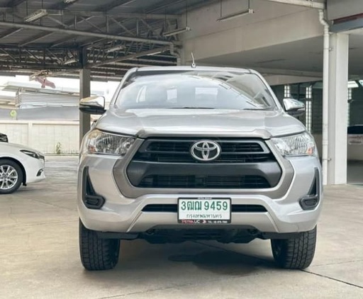 2021 TOYOTA Hilux, 
